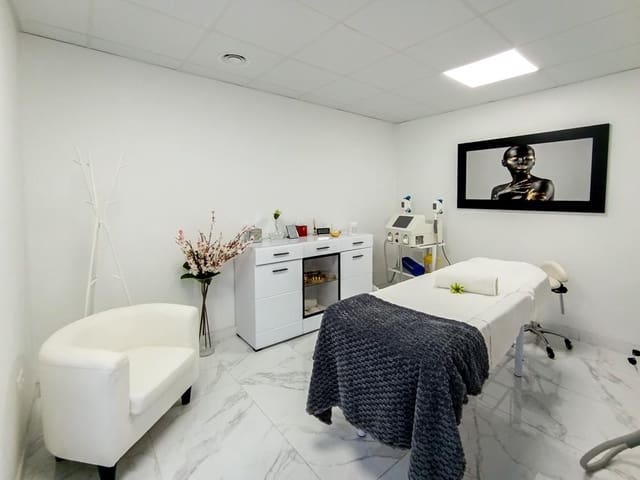 10 soverom Bedrift til salgs i Torviscas Bajo, Adeje - € 650 000 (Ref: 9481599)