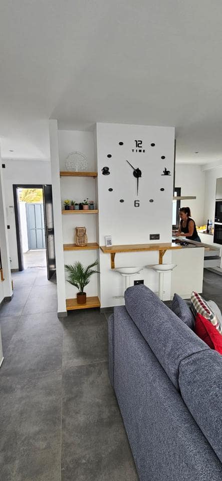 2 bedroom Villa for sale in Arico - € 590,000 (Ref: 9481649)