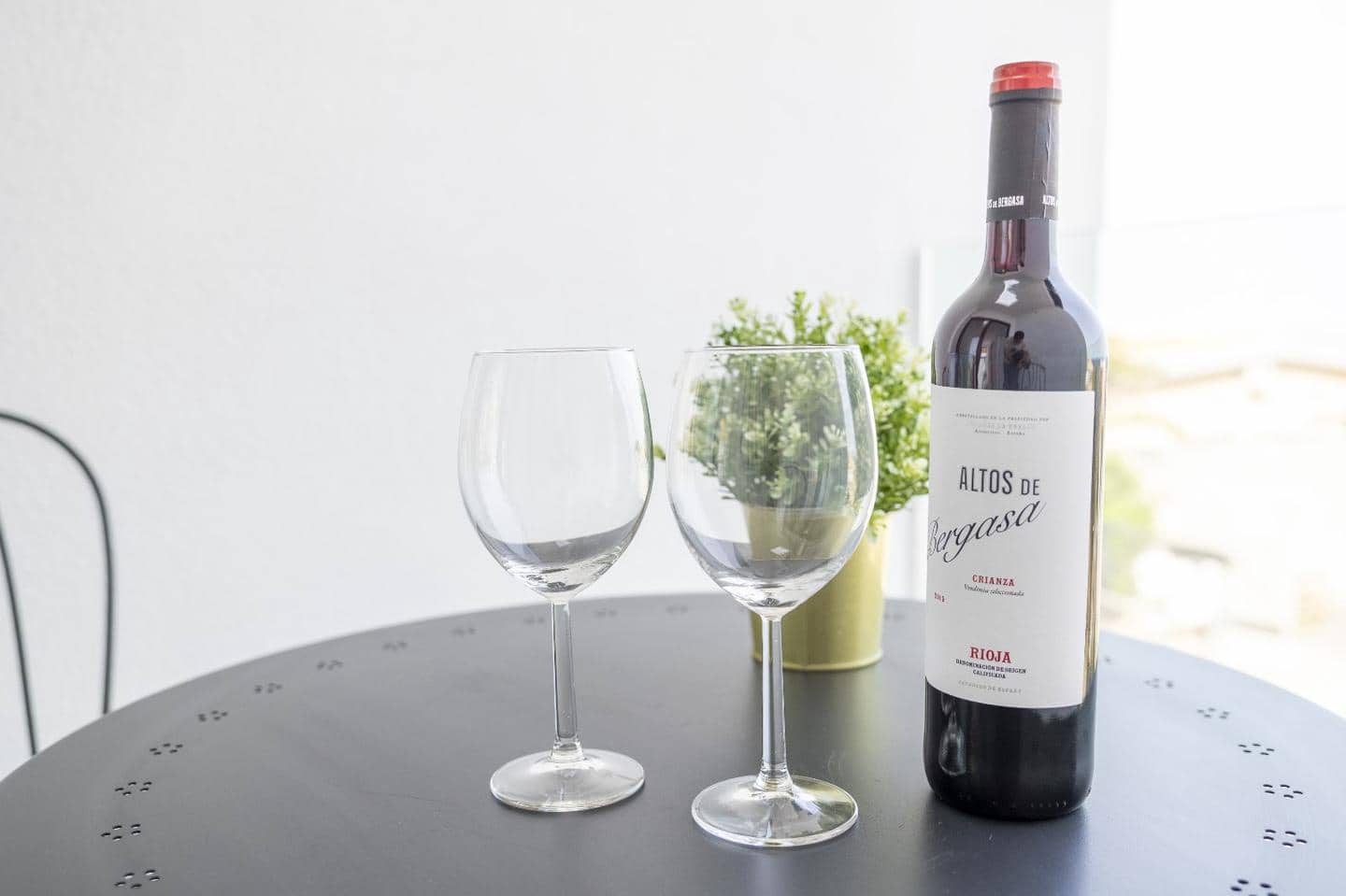 2 bedroom Villa for sale in Arico - € 590,000 (Ref: 9481649)