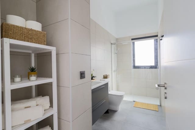 2 bedroom Villa for sale in Arico - € 590,000 (Ref: 9481649)