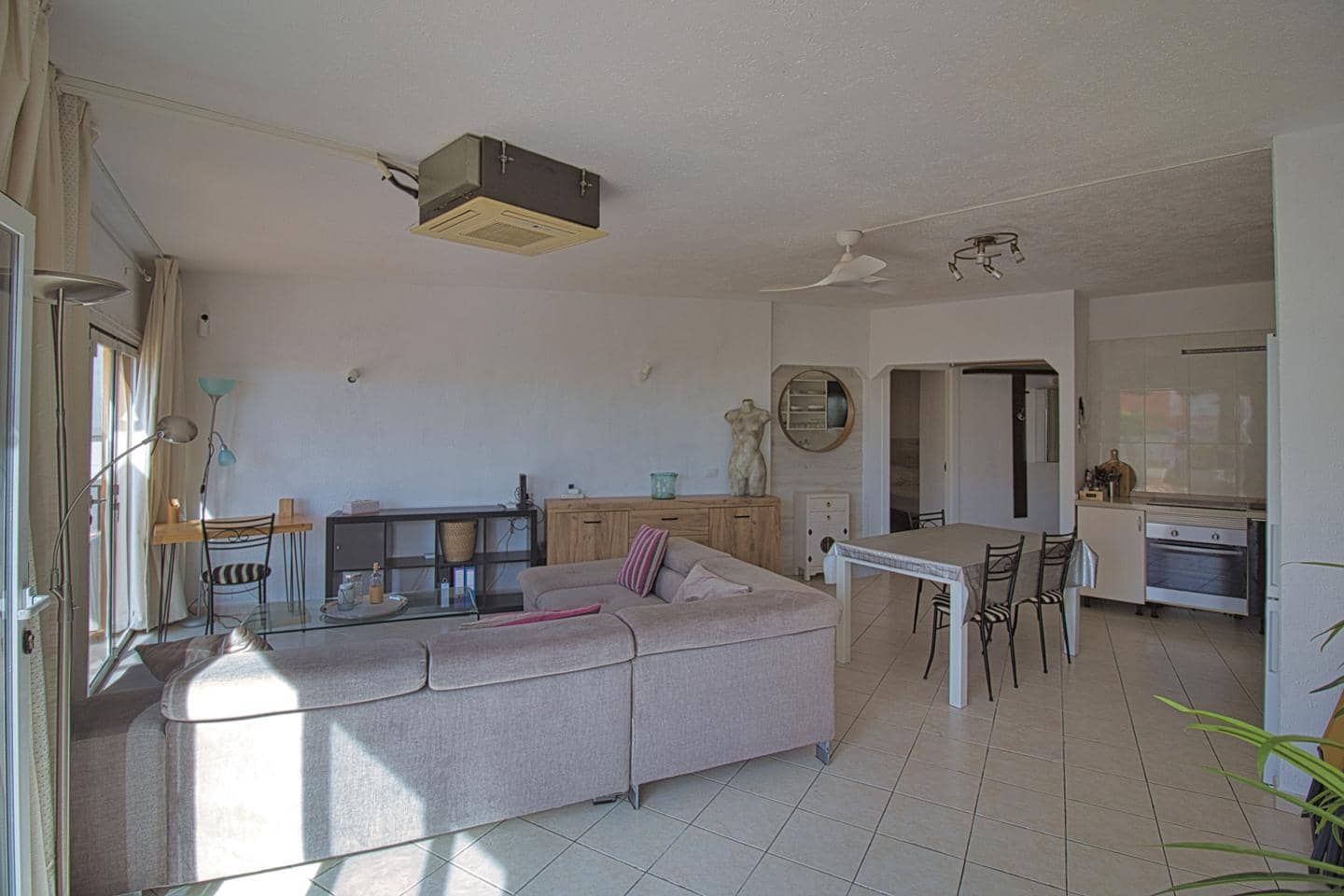 2 bedroom Flat for sale in Callao Salvaje with garage - € 439,000 (Ref: 9540580)