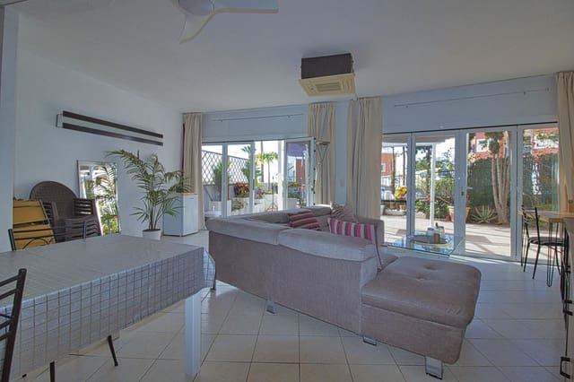 Piso de 2 habitaciones en Callao Salvaje, Adeje en venta con garaje - 439.000 € (Ref: 9540580)