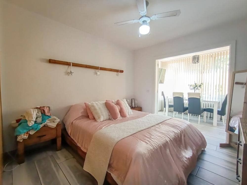 2 slaapkamer Flat te koop in Los Cristianos - € 350.000 (Ref: 9590829)