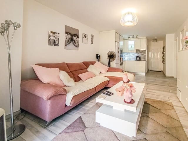 2 slaapkamer Flat te koop in Los Cristianos, Arona - € 350.000 (Ref: 9590829)