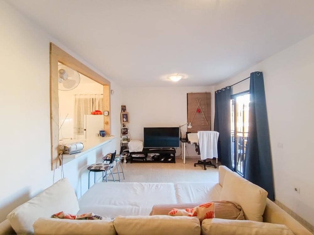 2 sovrum Lägenhet till salu i Arona - 249 000 € (Ref: 9590830)