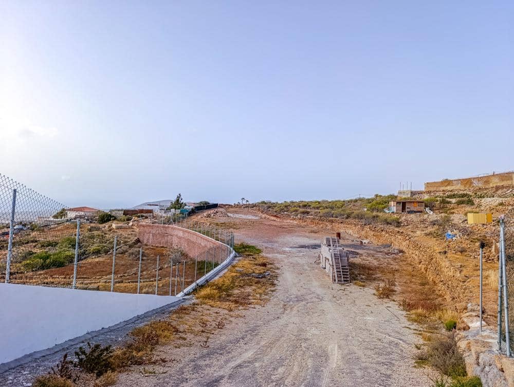 Undeveloped Land for sale in Chimiche - € 165,000 (Ref: 9694433)