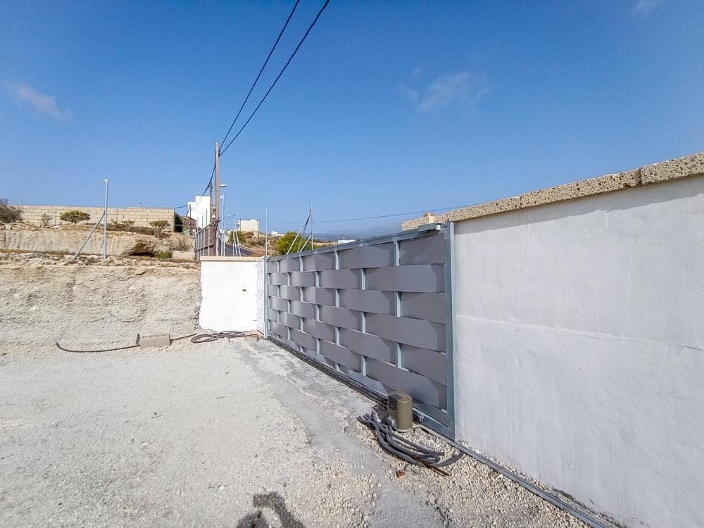 Undeveloped Land for sale in Chimiche - € 165,000 (Ref: 9694433)