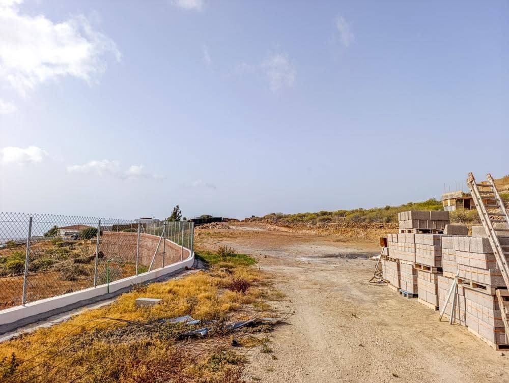 Undeveloped Land for sale in Chimiche - € 165,000 (Ref: 9694433)