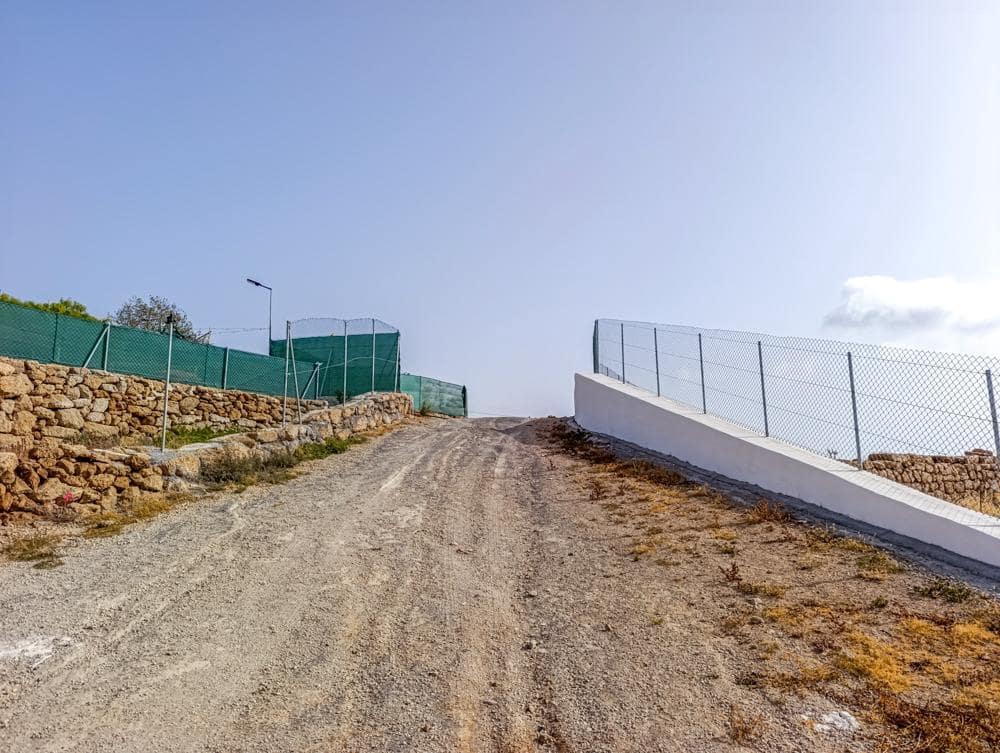 Undeveloped Land for sale in Chimiche - € 165,000 (Ref: 9694433)