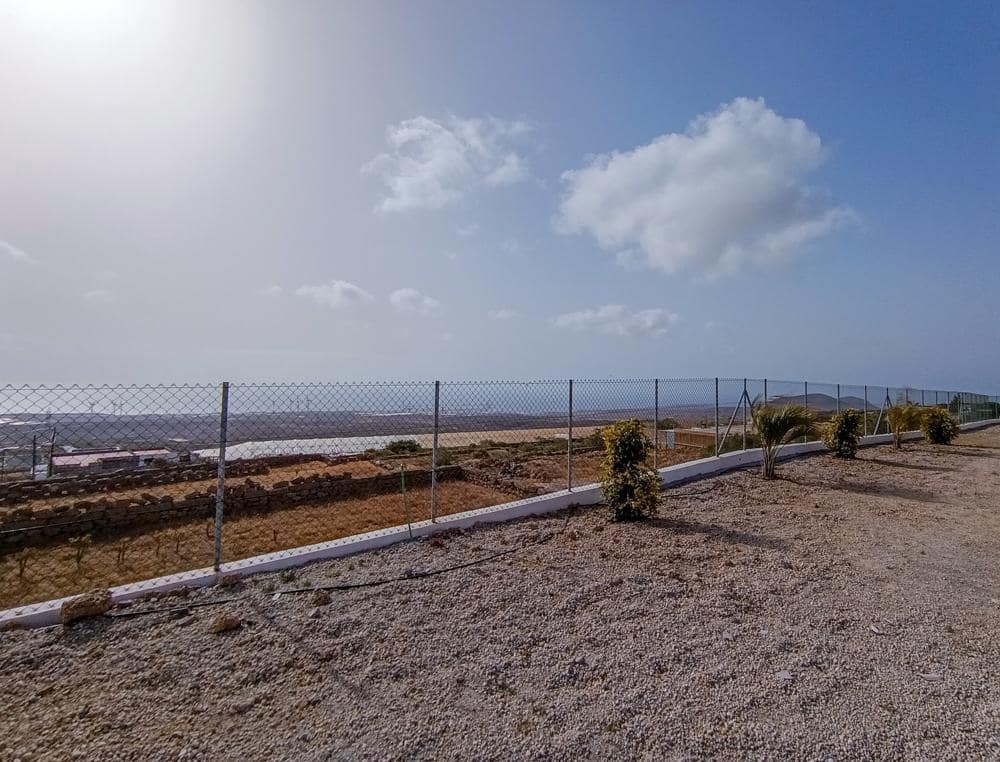 Undeveloped Land for sale in Chimiche - € 165,000 (Ref: 9694433)