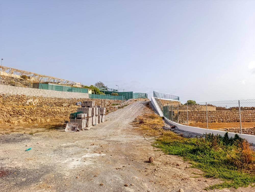 Undeveloped Land for sale in Chimiche - € 165,000 (Ref: 9694433)