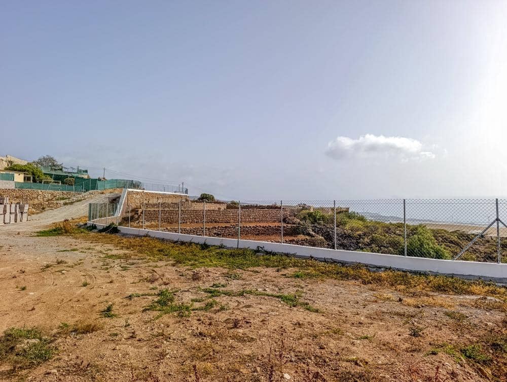 Undeveloped Land for sale in Chimiche - € 165,000 (Ref: 9694433)