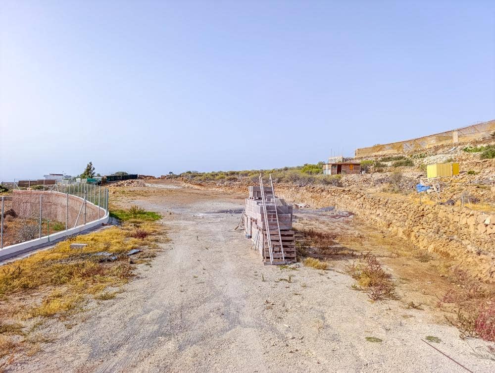 Undeveloped Land for sale in Chimiche - € 165,000 (Ref: 9694433)