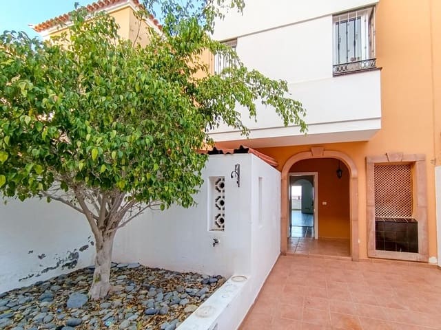 3 chambre Villa/Maison à vendre à Torviscas Centro y Alto, Adeje - 538 000 € (Ref: 9769944)