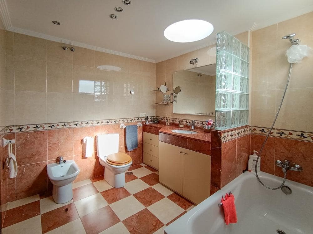 2 bedroom Villa for sale in La Tejita - € 595,000 (Ref: 9827509)