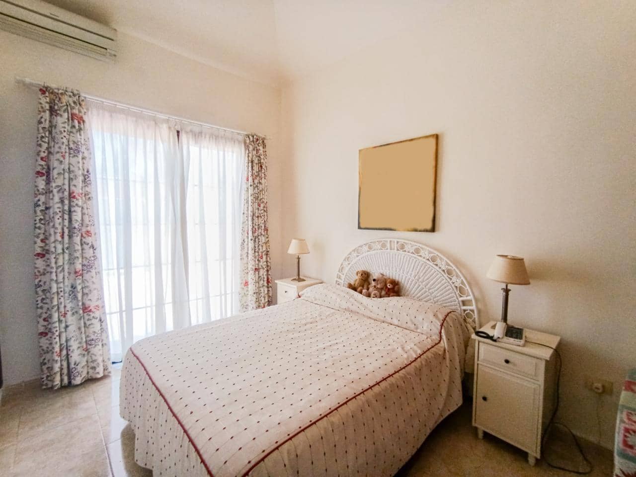 3 bedroom Villa for sale in Parque de la Reina - € 625,000 (Ref: 9895431)