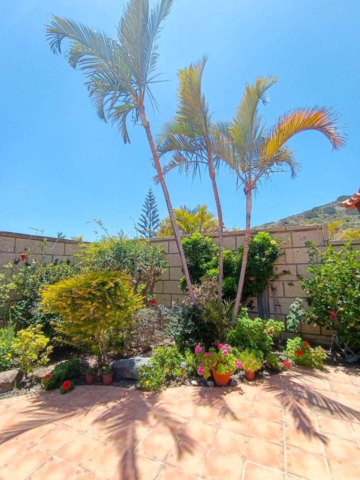 3 bedroom Villa for sale in Parque de la Reina - € 625,000 (Ref: 9895431)