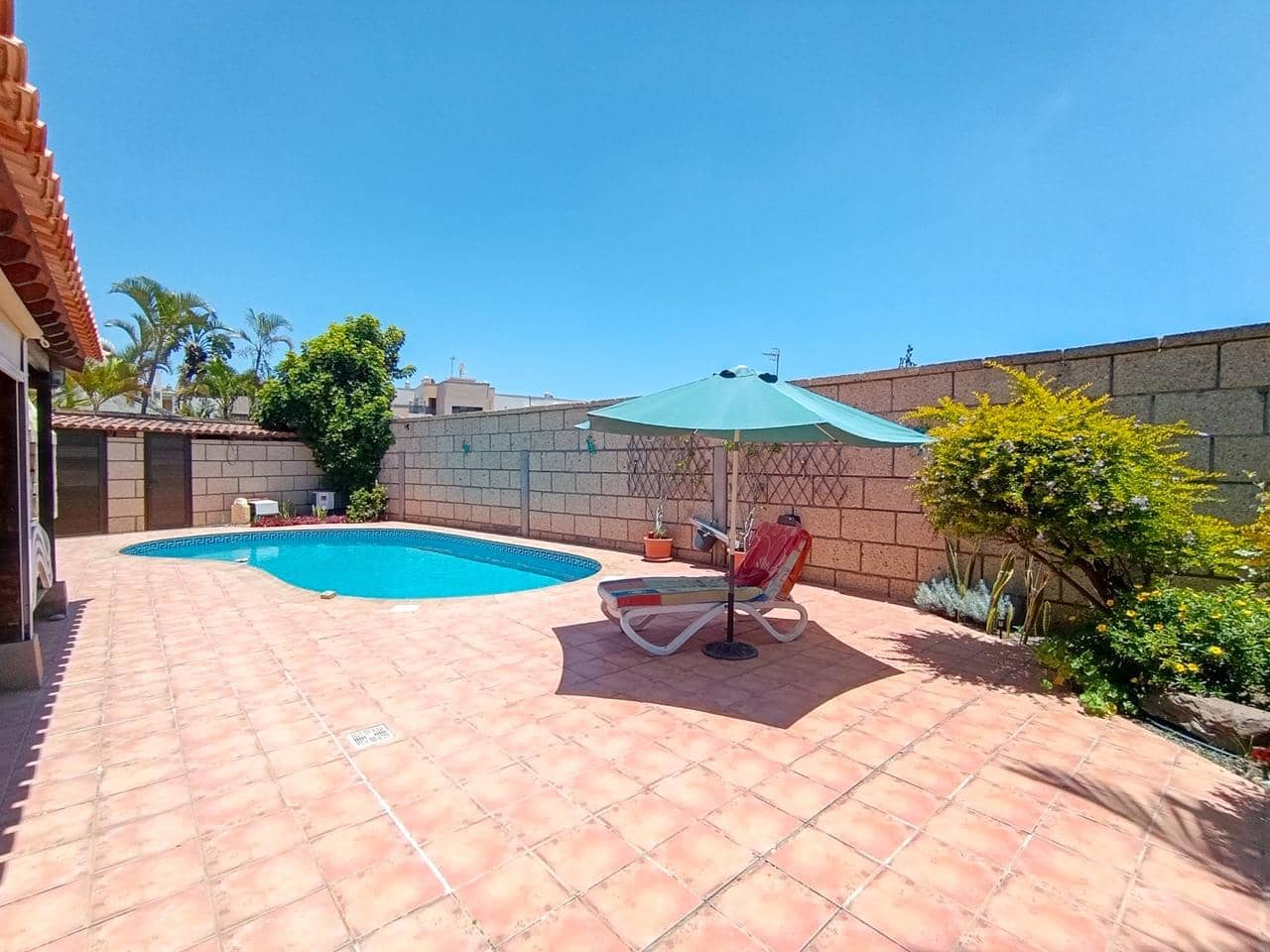 3 bedroom Villa for sale in Parque de la Reina - € 625,000 (Ref: 9895431)