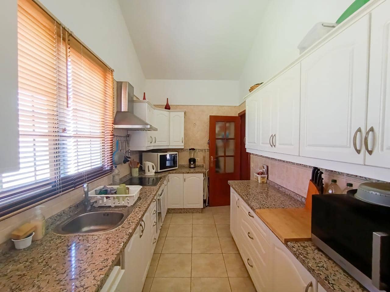 3 bedroom Villa for sale in Parque de la Reina - € 625,000 (Ref: 9895431)
