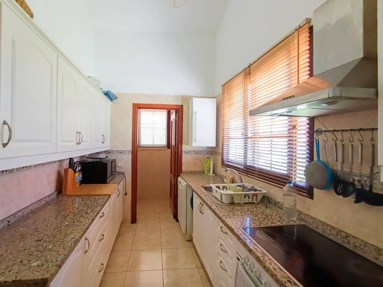 3 bedroom Villa for sale in Parque de la Reina - € 625,000 (Ref: 9895431)