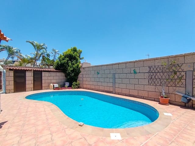 3 bedroom Villa for sale in Parque de la Reina, Arona - € 625,000 (Ref: 9895431)