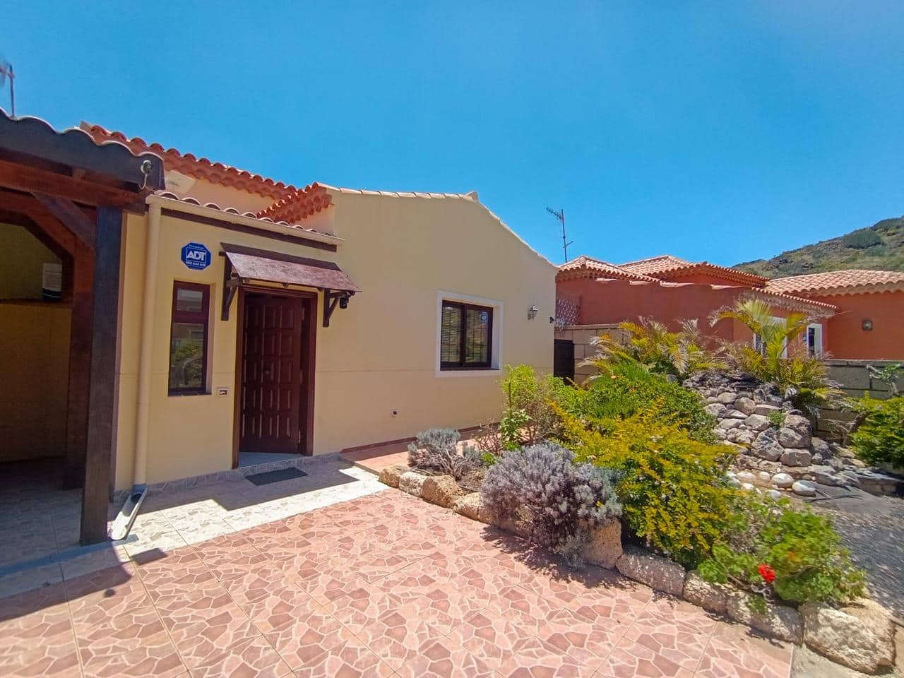 3 bedroom Villa for sale in Parque de la Reina - € 625,000 (Ref: 9895431)