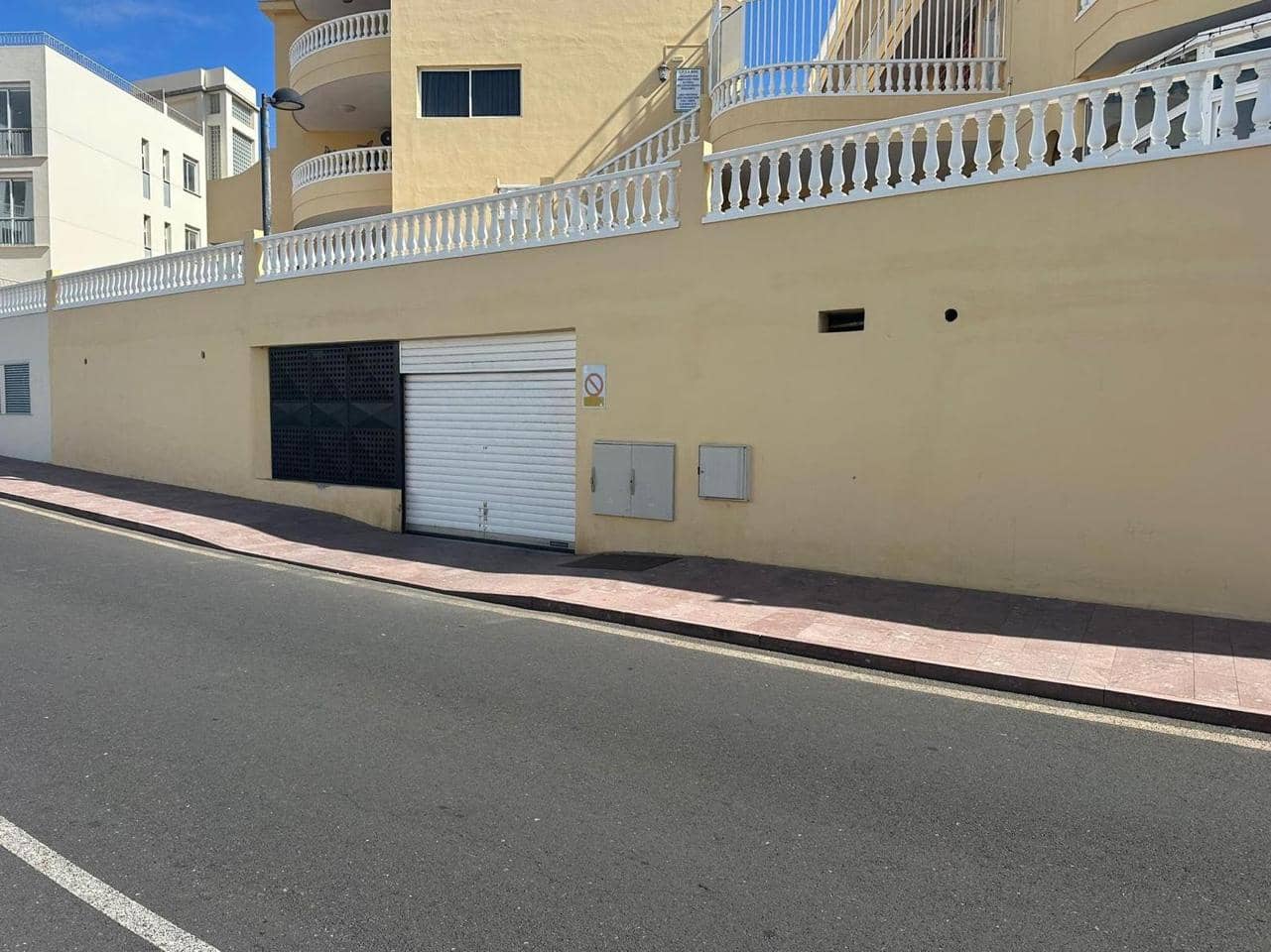 Autotalli myytävänä paikassa Santiago del Teide - 37 500 € (Ref: 9950736)