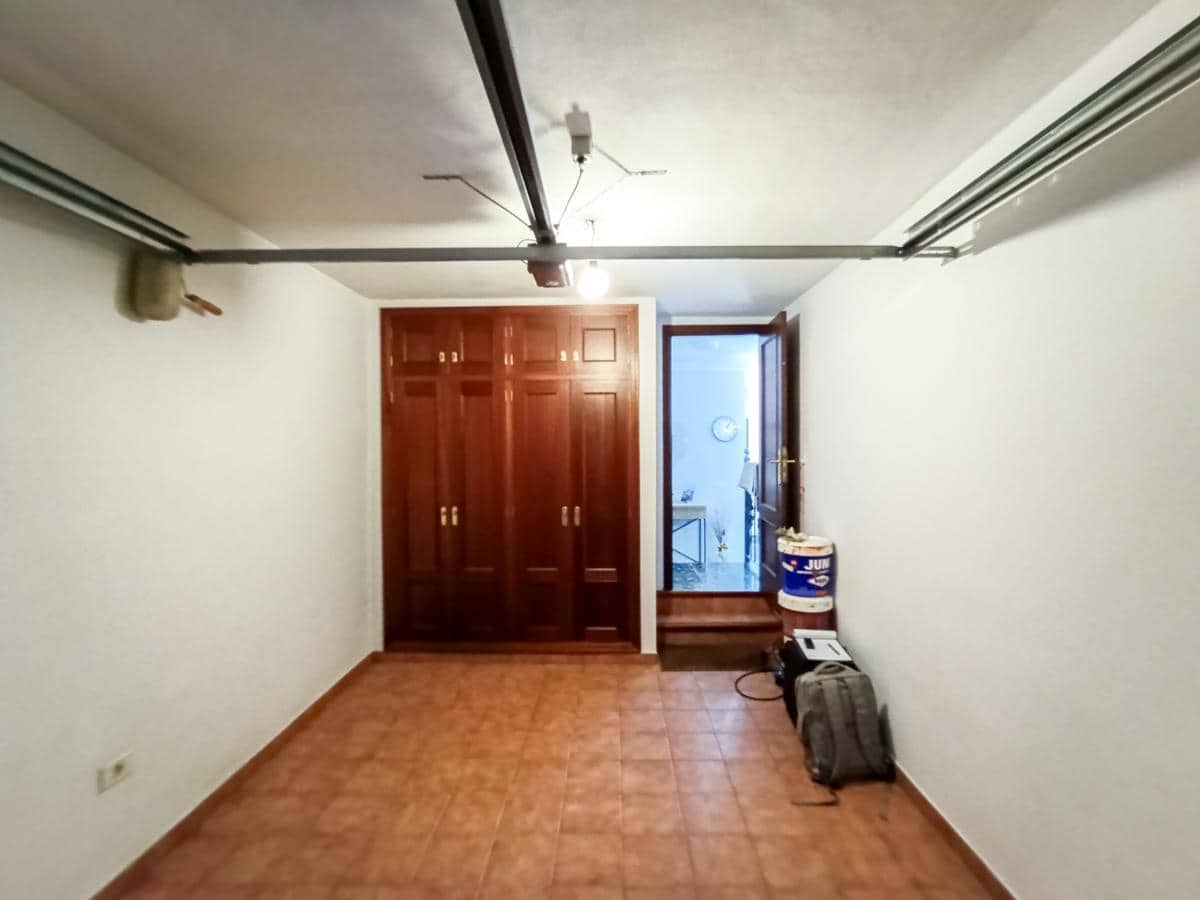 3 bedroom Villa for sale in San Cristobal de La Laguna - € 375,000 (Ref: 9972543)