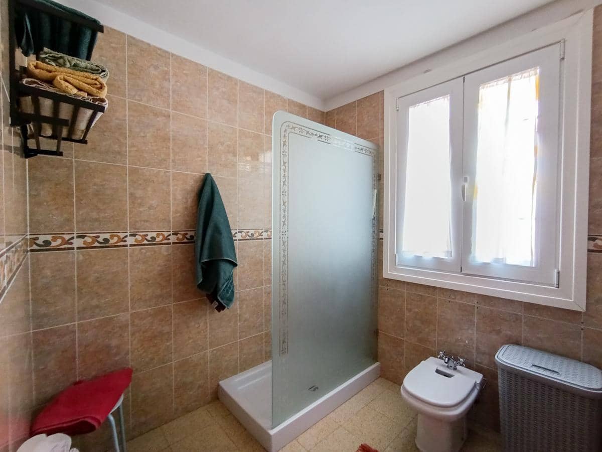 3 bedroom Villa for sale in San Cristobal de La Laguna - € 375,000 (Ref: 9972543)