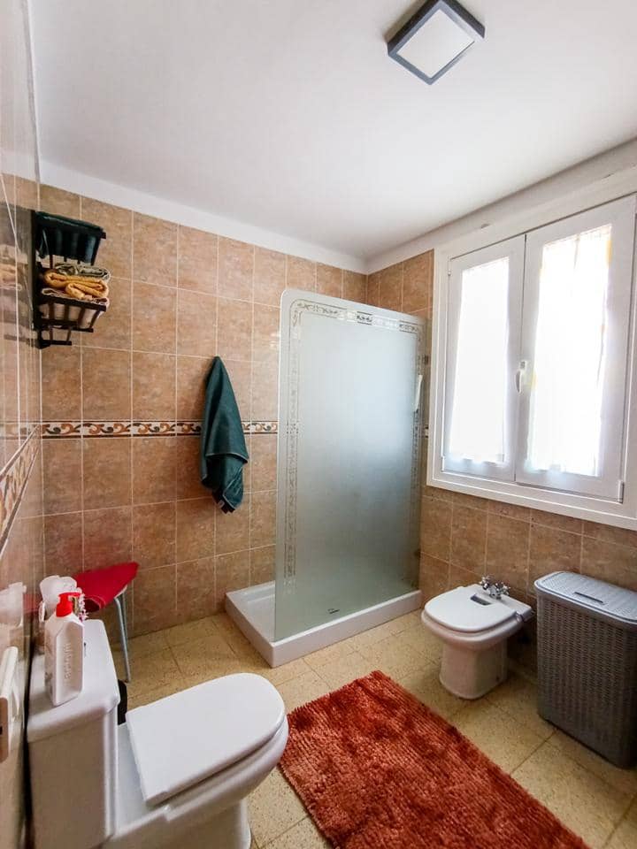 3 bedroom Villa for sale in San Cristobal de La Laguna - € 375,000 (Ref: 9972543)