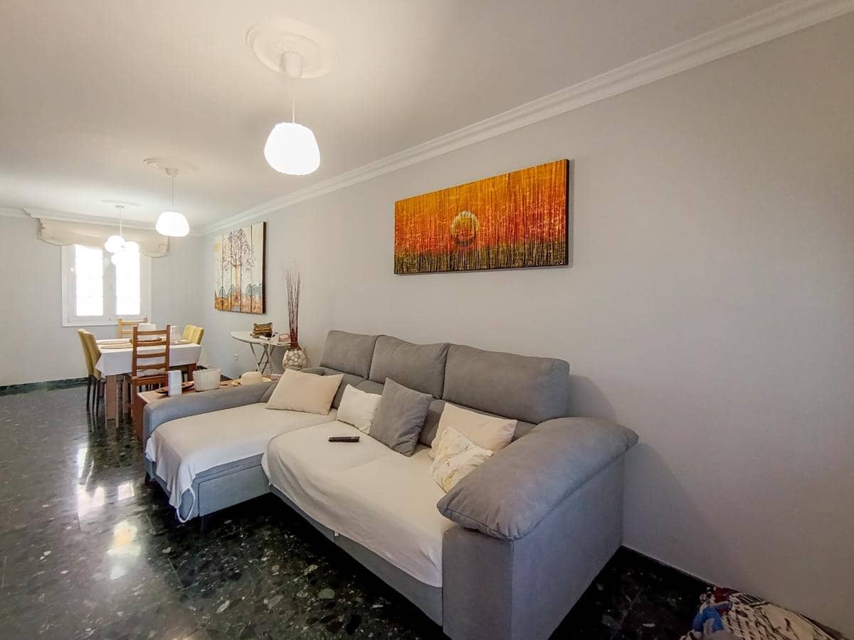 3 bedroom Villa for sale in San Cristobal de La Laguna - € 375,000 (Ref: 9972543)