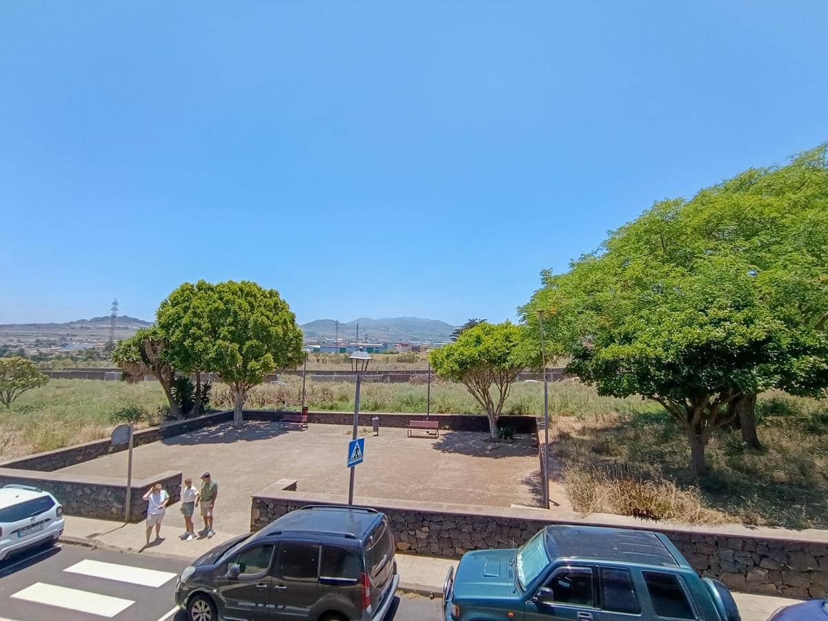 3 bedroom Villa for sale in San Cristobal de La Laguna - € 375,000 (Ref: 9972543)