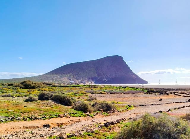 3 soveværelse Villa til salg i La Tejita, Granadilla de Abona med swimmingpool garage - € 599.000 (Ref: 9997582)