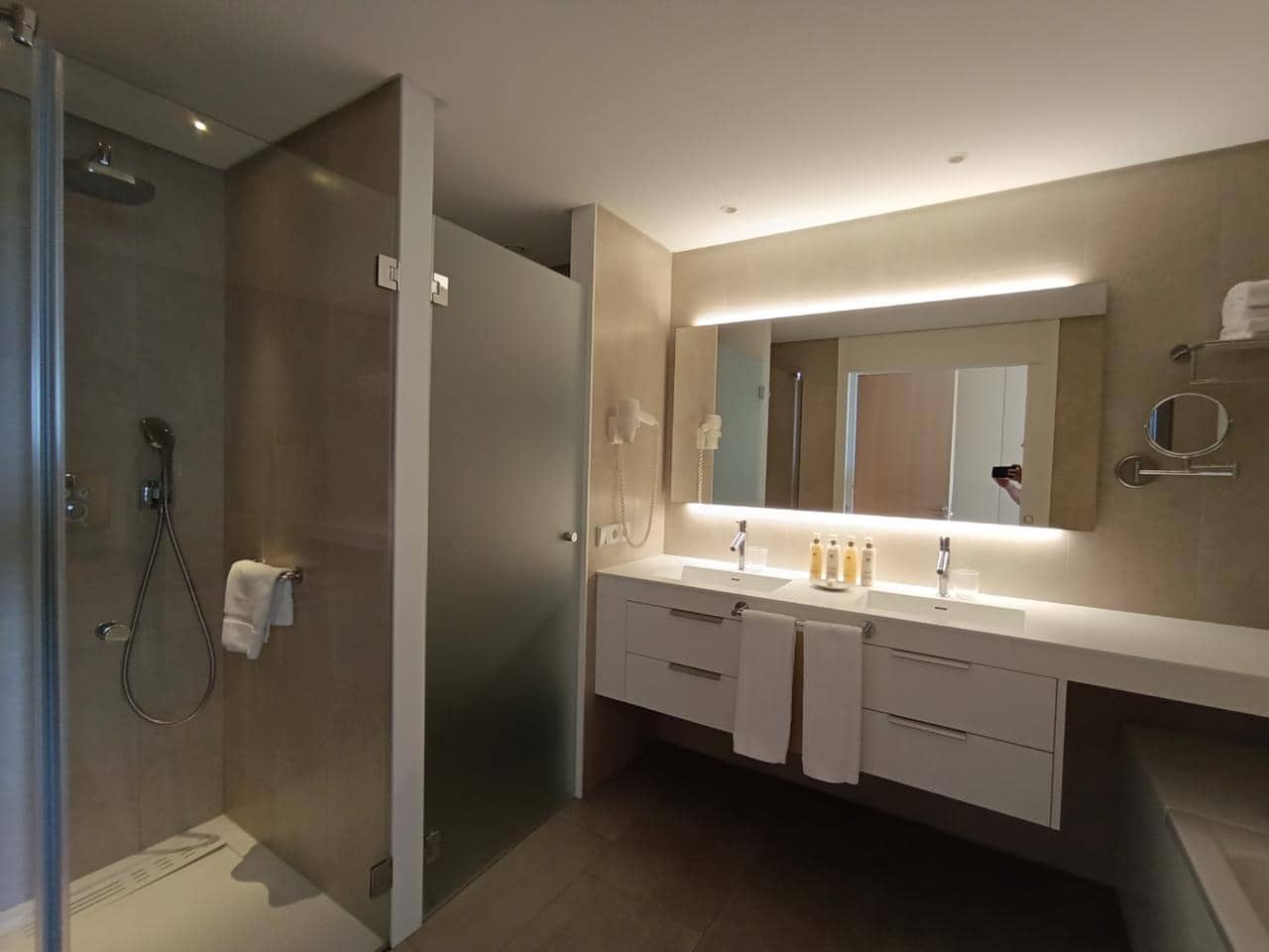 2 chambre Appartement à vendre à Guia de Isora - 1 100 000 € (Ref: 9999388)