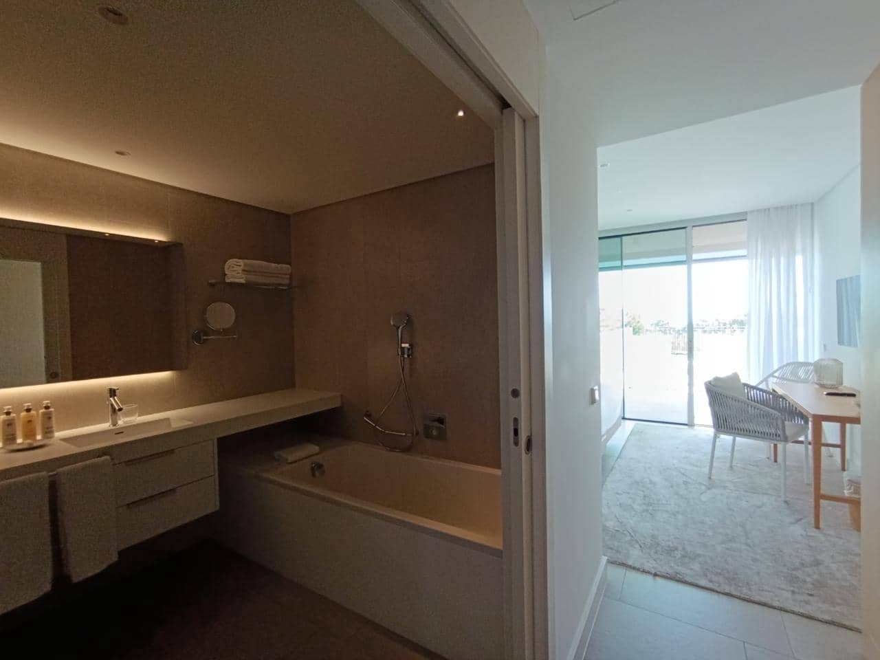2 chambre Appartement à vendre à Guia de Isora - 1 100 000 € (Ref: 9999388)
