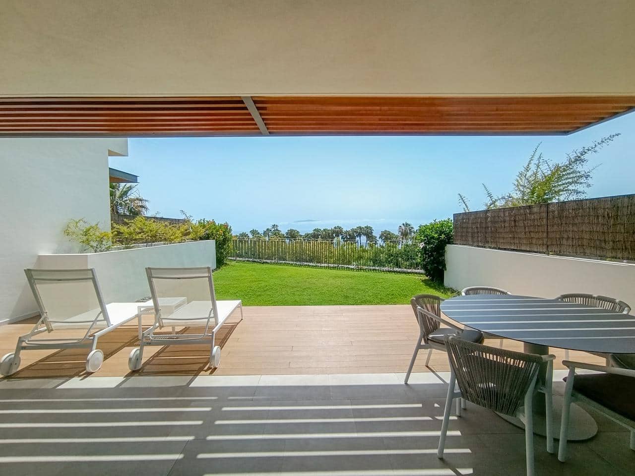 2 chambre Appartement à vendre à Guia de Isora - 1 100 000 € (Ref: 9999388)