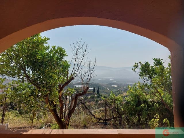 2 slaapkamer Finca/Landhuis te koop in Salobreña - € 160.000 (Ref: 9119629)