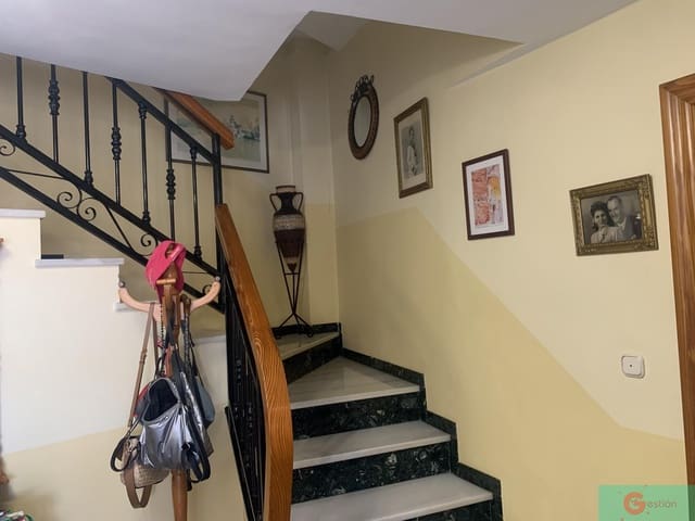 5 soveværelse Villa til salg i Salobreña med garage - € 259.000 (Ref: 9119644)