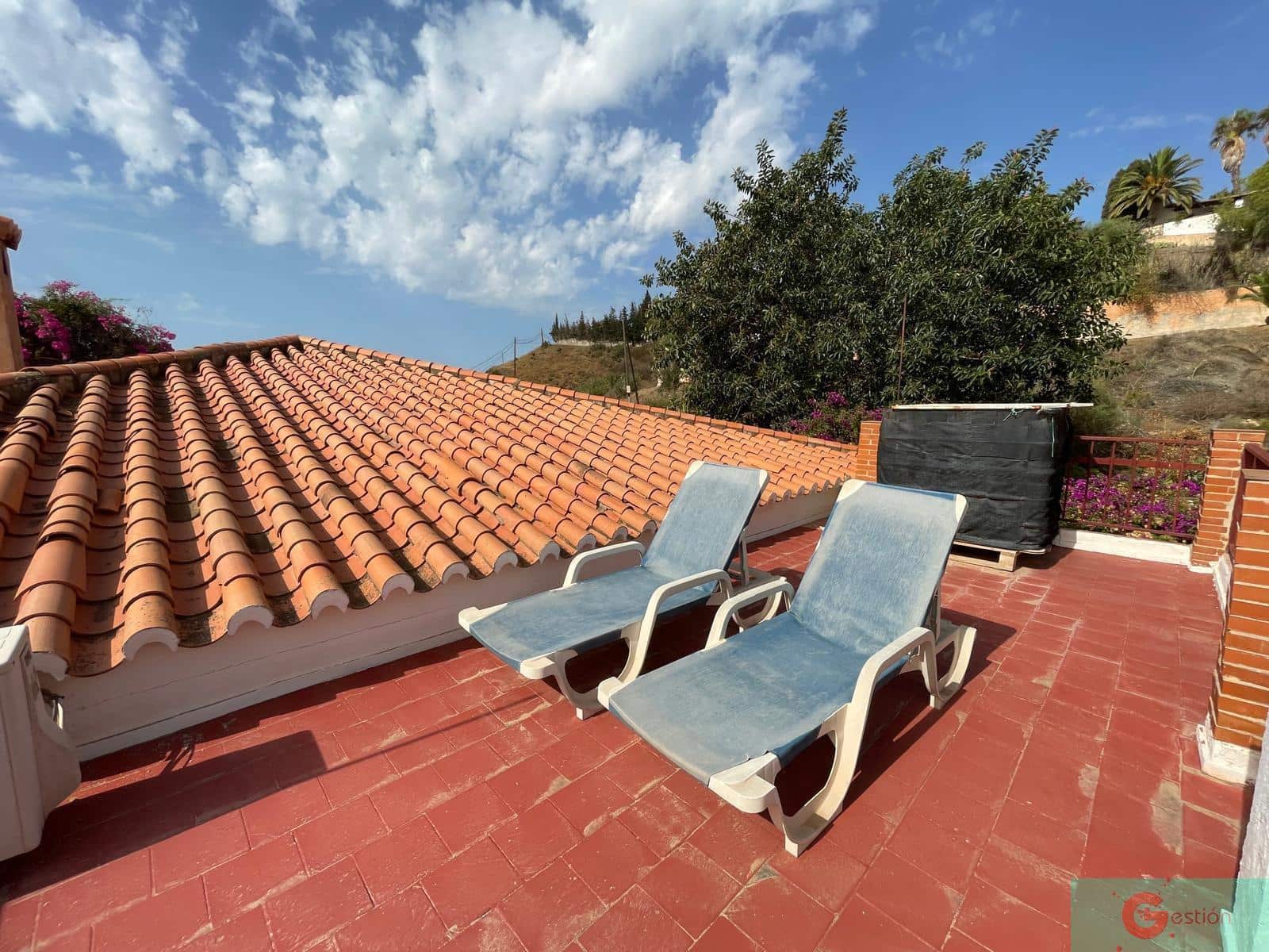 6 soveværelse Villa til salg i Salobrena med garage - € 395.000 (Ref: 9119651)