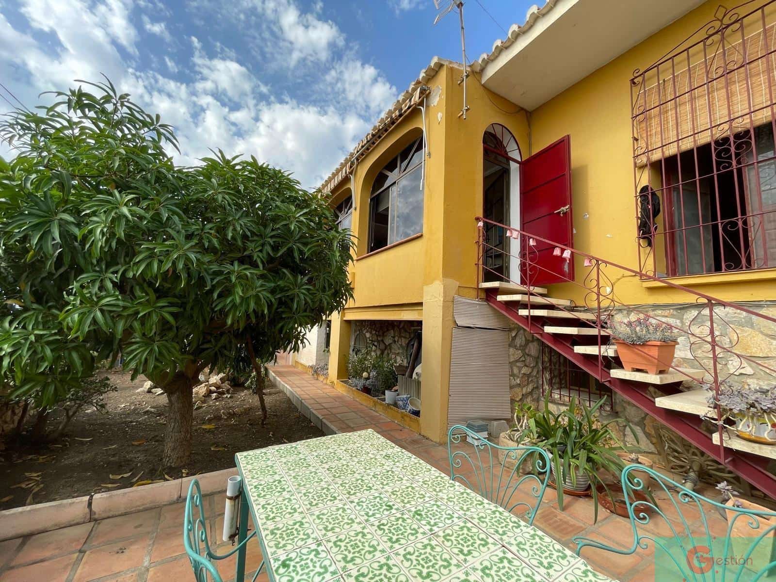 6 soveværelse Villa til salg i Salobrena med garage - € 395.000 (Ref: 9119651)