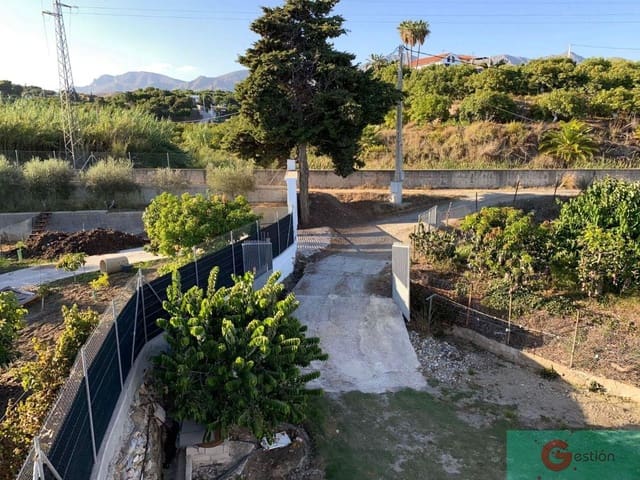 5 sypialnia Finka/Dom wiejski na sprzedaż w Salobreña z garażem - 300 000 € (Ref: 9119652)