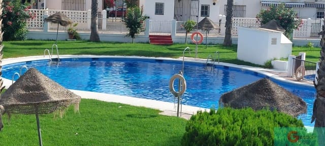 4 quarto Moradia para venda em Salobreña com piscina garagem - 370 000 € (Ref: 9119664)
