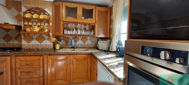 4 quarto Moradia para venda em Salobreña com piscina garagem - 370 000 € (Ref: 9119664)