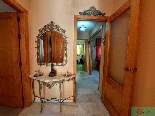 4 soveværelse Villa til salg i Salobreña med swimmingpool garage - € 325.000 (Ref: 9119670)