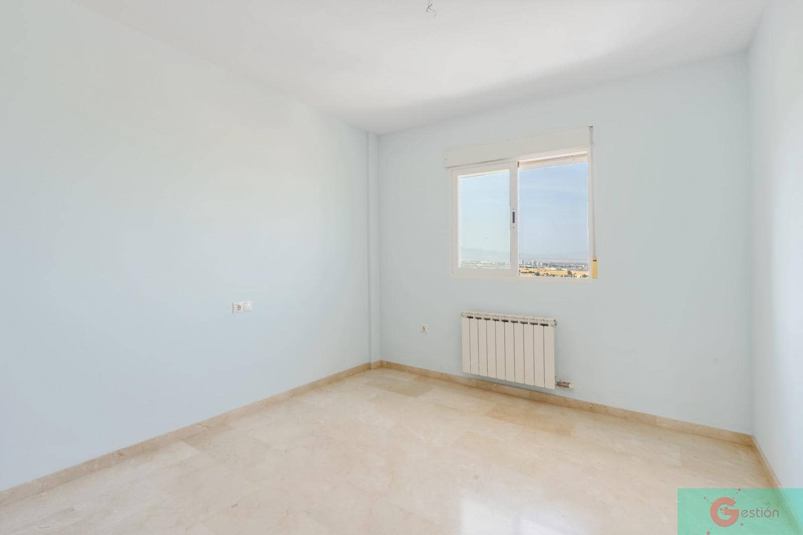 4 sovrum Villa till salu i Peligros med pool - 325 000 € (Ref: 9219393)