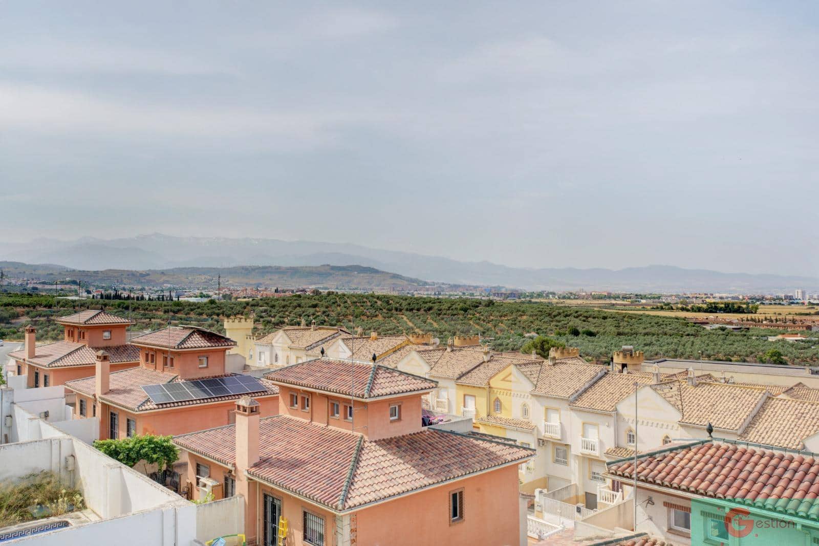 4 sovrum Villa till salu i Peligros med pool - 325 000 € (Ref: 9219393)