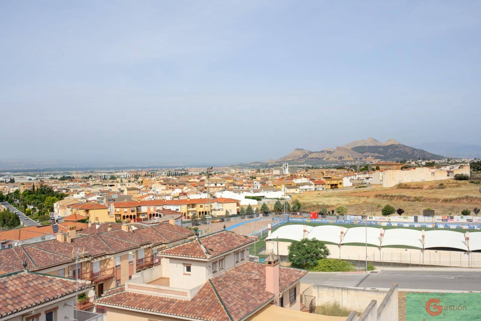 4 sovrum Villa till salu i Peligros med pool - 325 000 € (Ref: 9219393)