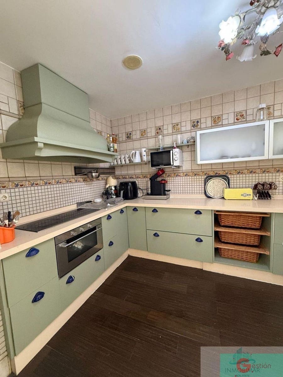 5 quarto Moradia para venda em Salobrena com piscina garagem - 480 000 € (Ref: 9219400)