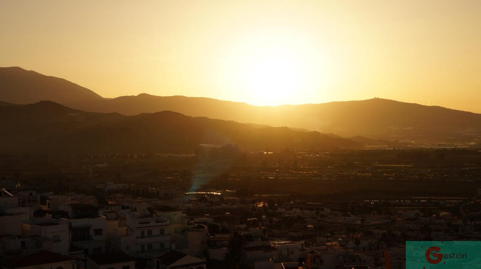 2 sovrum Hus till salu i Salobrena - 220 000 € (Ref: 9232447)