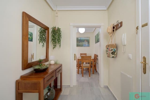 Apartamento de 2 habitaciones en Salobreña en venta con piscina - 300.000 € (Ref: 9242938)